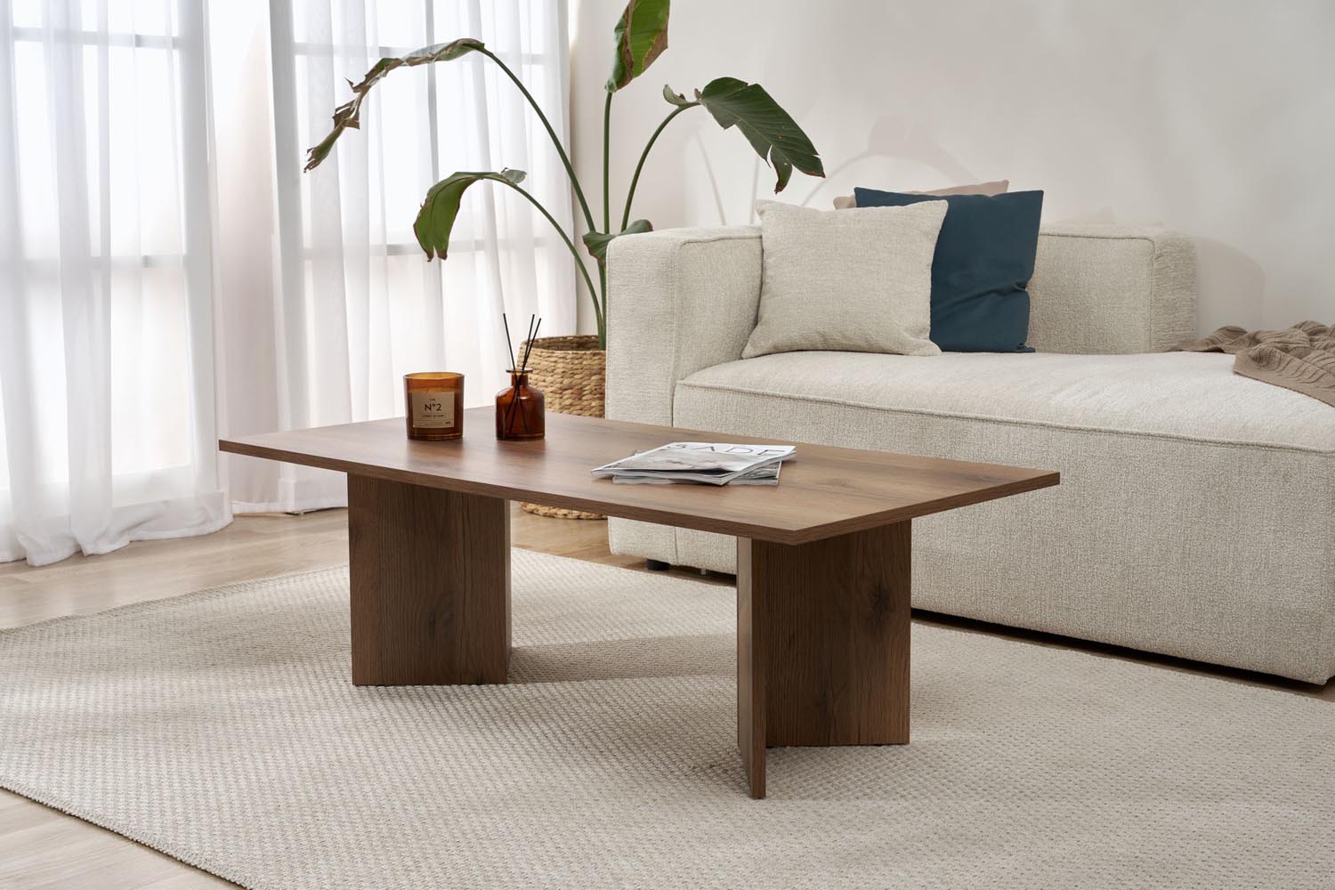 Sabin - VNT Walnut in Walnuss präsentiert im Onlineshop von KAQTU Design AG. Beistelltisch ist von Nordure