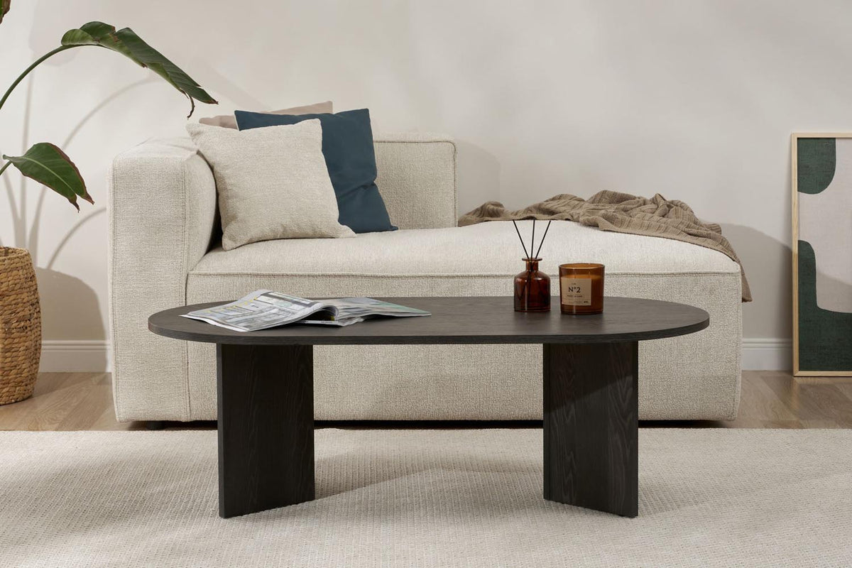 Sable Sofatisch - Lumiere Schwarz in Lumiere Schwarz präsentiert im Onlineshop von KAQTU Design AG. Couchtisch ist von Nordure