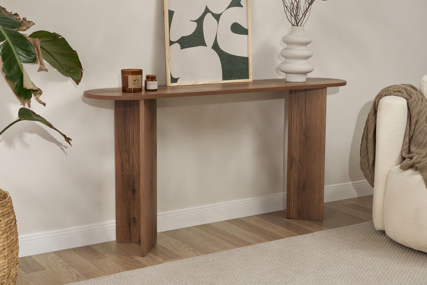 Sira - VNT Walnut in Walnuss präsentiert im Onlineshop von KAQTU Design AG. Sideboard ist von Nordure