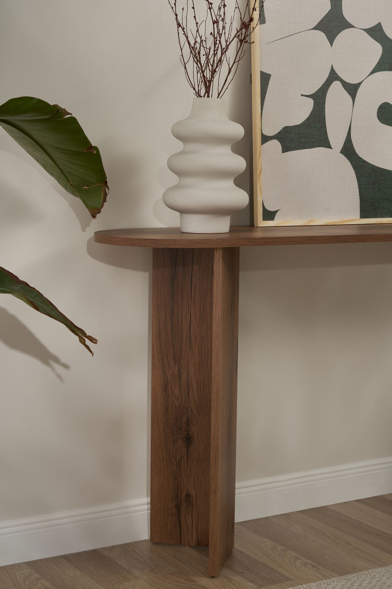 Sira - VNT Walnut in Walnuss präsentiert im Onlineshop von KAQTU Design AG. Sideboard ist von Nordure