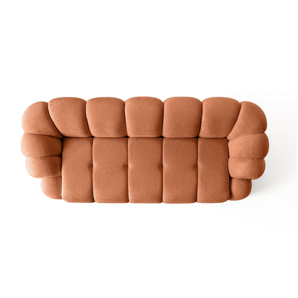 Ziegelrotes 3-Sitzer Sofa Octavio von Hanah Home mit Polyesterbezug, Kunststoffbeinen und abnehmbarem Rückenkissen, Frontalansicht.