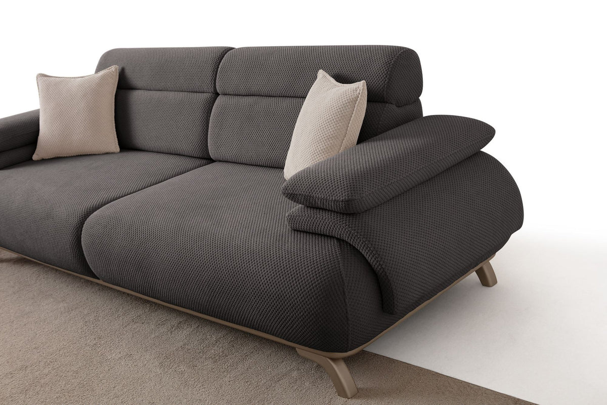 Anthrazitfarbenes 3-Sitzer-Sofa Bonjo Silver mit Polyesterbezug in Tuna-Struktur, Holzbeinen und abnehmbarem Rückenkissen von Hanah Home