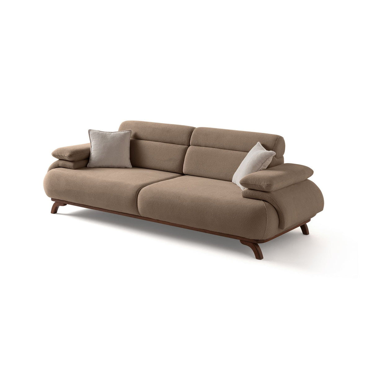 Dreisitzer-Sofa Bonjo in Latte mit Polyesterbezug in Tuna-Struktur, schlanken Holzbeinen und abnehmbarem Rückenkissen, Frontalansicht.