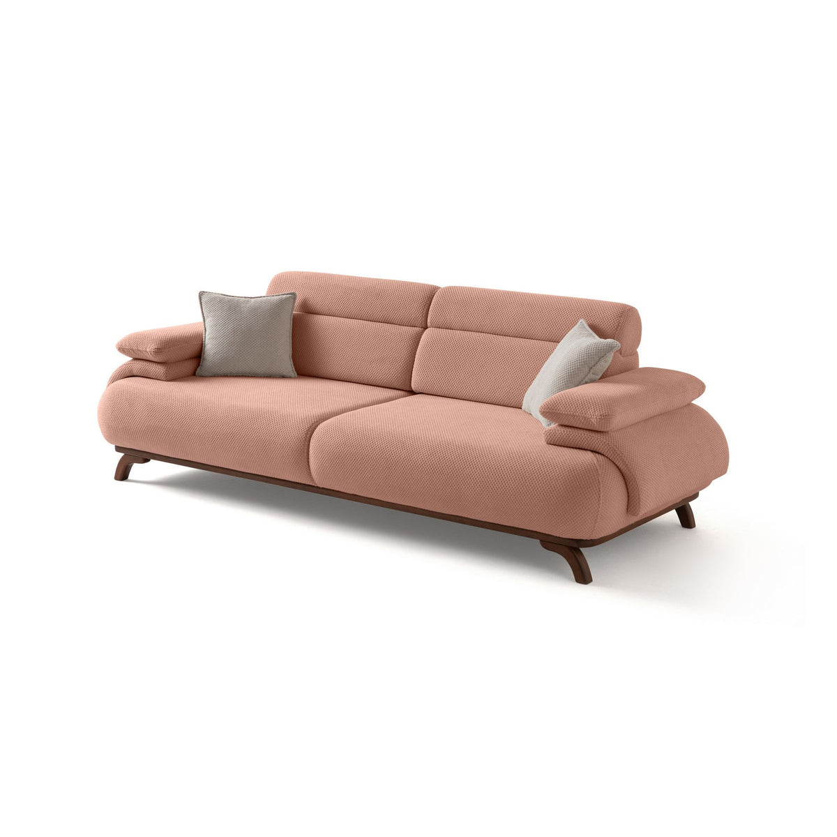Puderfarbenes 3-Sitzer Sofa Bonjo von Hanah Home mit Polyesterbezug, Holzbeinen und zwei losen Kissen, Frontalansicht auf hellem Hintergrund.