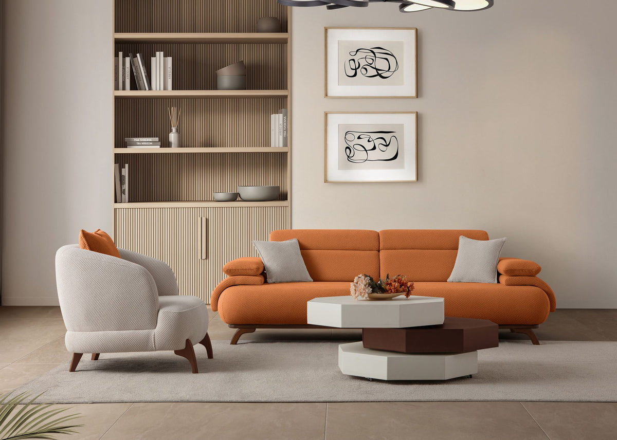 Ziegelrotes 3-Sitzer Sofa Bonjo mit Polyesterbezug in Tuna-Struktur, Holzbeinen und Rückenkissen, Gestell aus Hainbuche und Spanplatte.
