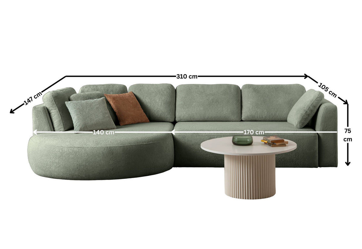Grünes Ecksofa Venezia mit Lounge-Modul und 2-Sitzer-Modul, Polyesterstoff, Kunststoffbeinen, neun Kissen, Frontansicht.