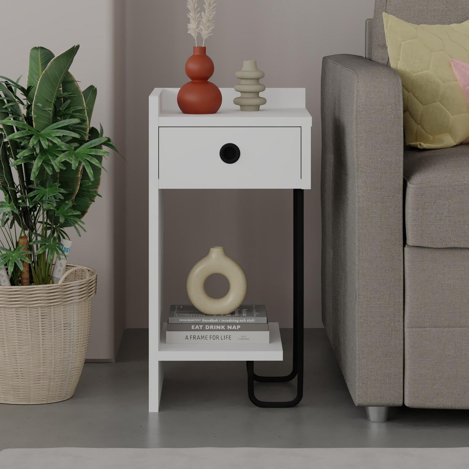 Sirius Left - White v2 in Weiss präsentiert im Onlineshop von KAQTU Design AG. Nachttisch ist von Hanah Home
