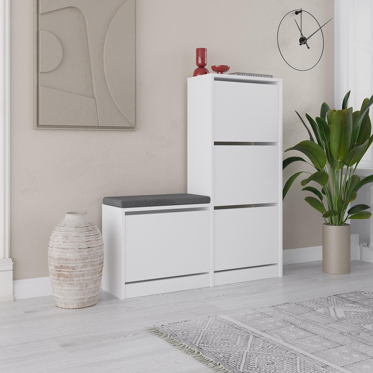 Dude - White in Weiss präsentiert im Onlineshop von KAQTU Design AG. Schuhschrank ist von Hanah Home
