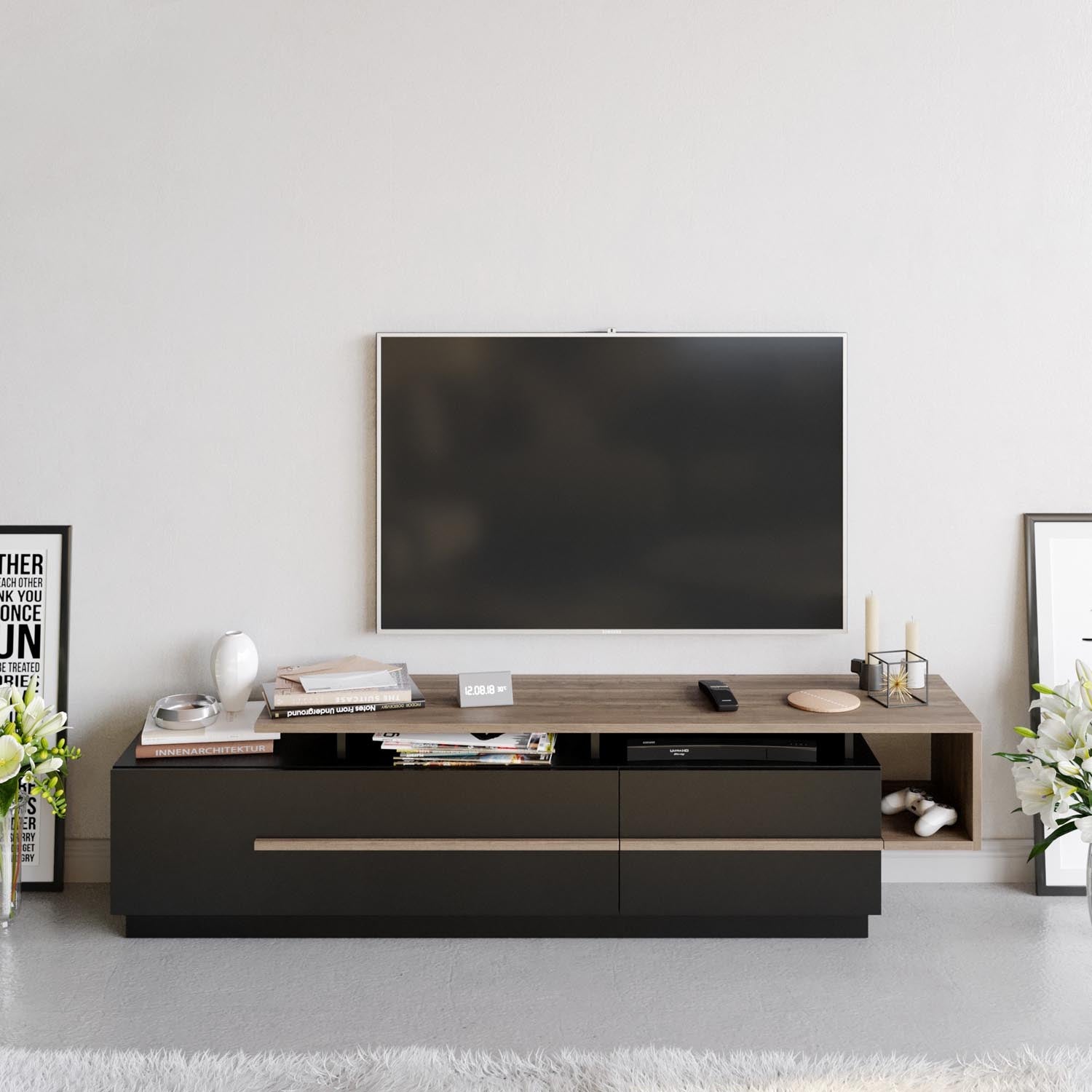 Pia - Black, Walnut in Schwarznuss präsentiert im Onlineshop von KAQTU Design AG. Sideboard ist von Hanah Home