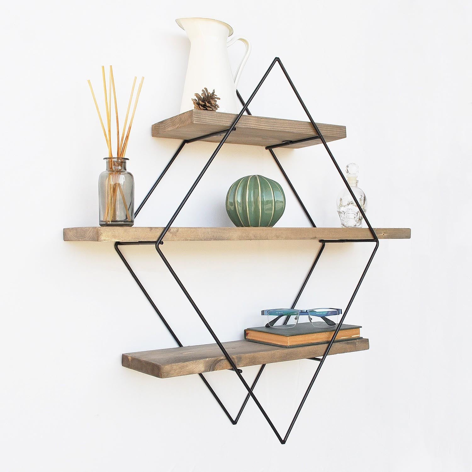 Wr007 in Walnuss Schwarz präsentiert im Onlineshop von KAQTU Design AG. Wandregal ist von Hanah Home