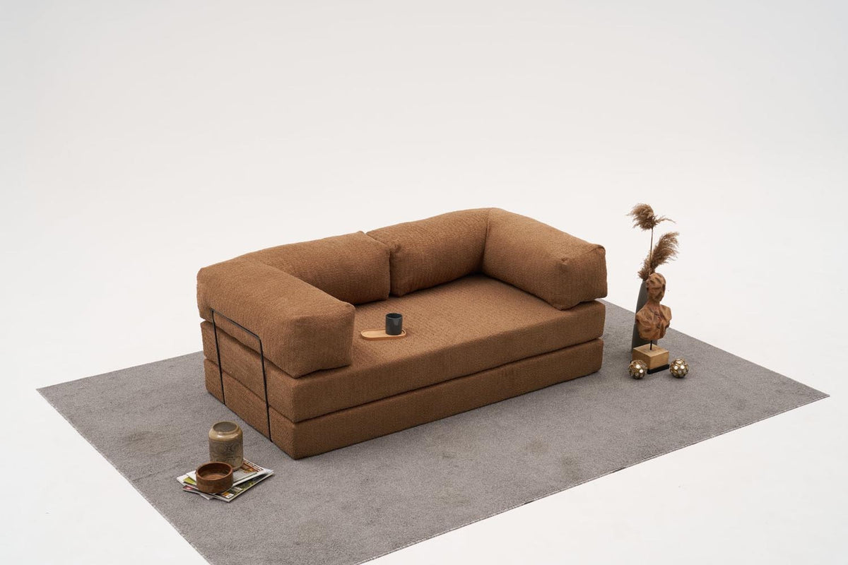 Comfort 3er Sofa - Braun in Braun präsentiert im Onlineshop von KAQTU Design AG. 3er Sofa ist von Atelier Del Sofa