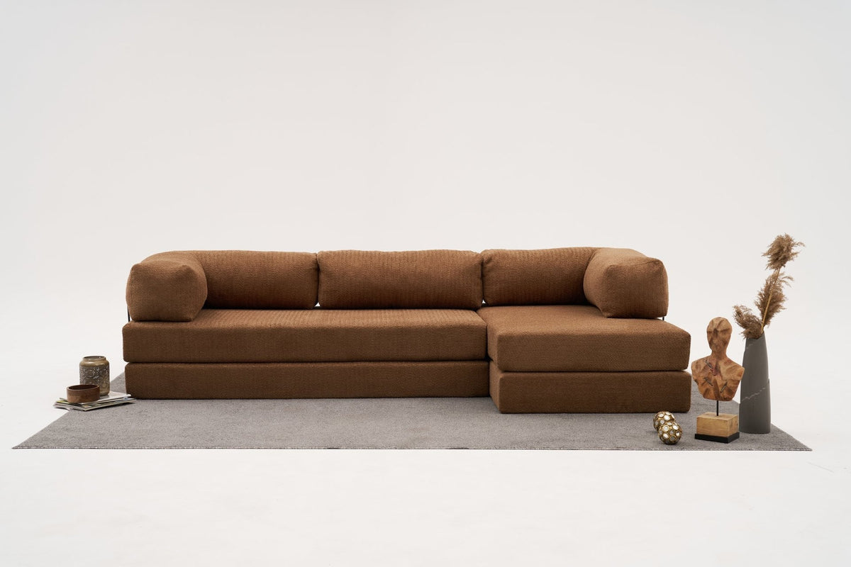 Comfort Ecksofa in Braun mit Chenille-Bezug, Eckform, erkennbare Polsterung und Sitzfläche, Produktfoto von Atelier Del Sofa.