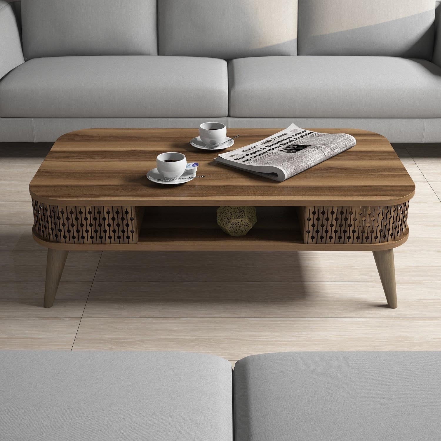 Eylül - Walnut in Walnuss präsentiert im Onlineshop von KAQTU Design AG. Beistelltisch ist von Hanah Home