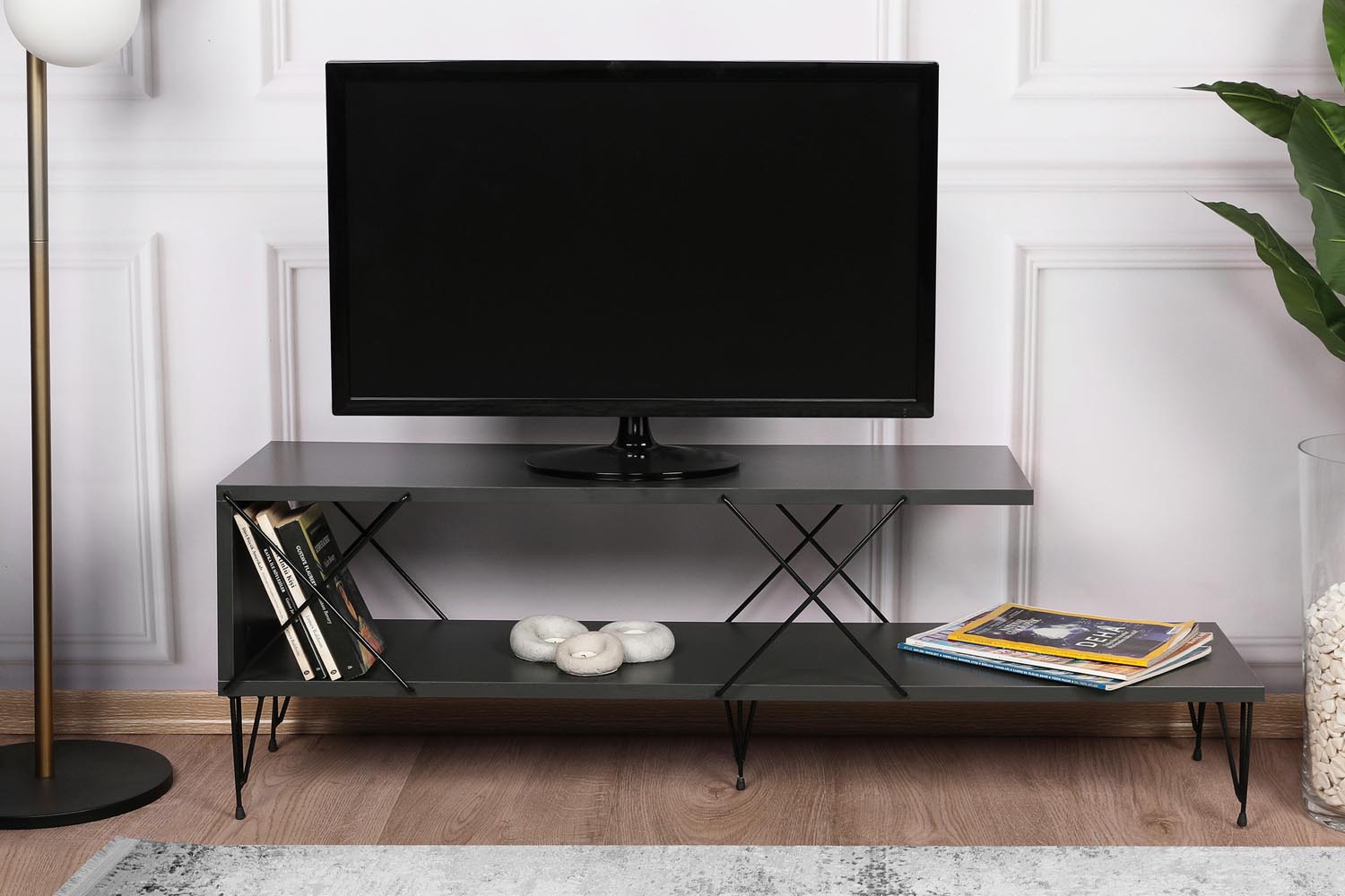 Street - Anthracite in Anthrazit präsentiert im Onlineshop von KAQTU Design AG. Sideboard ist von Hanah Home