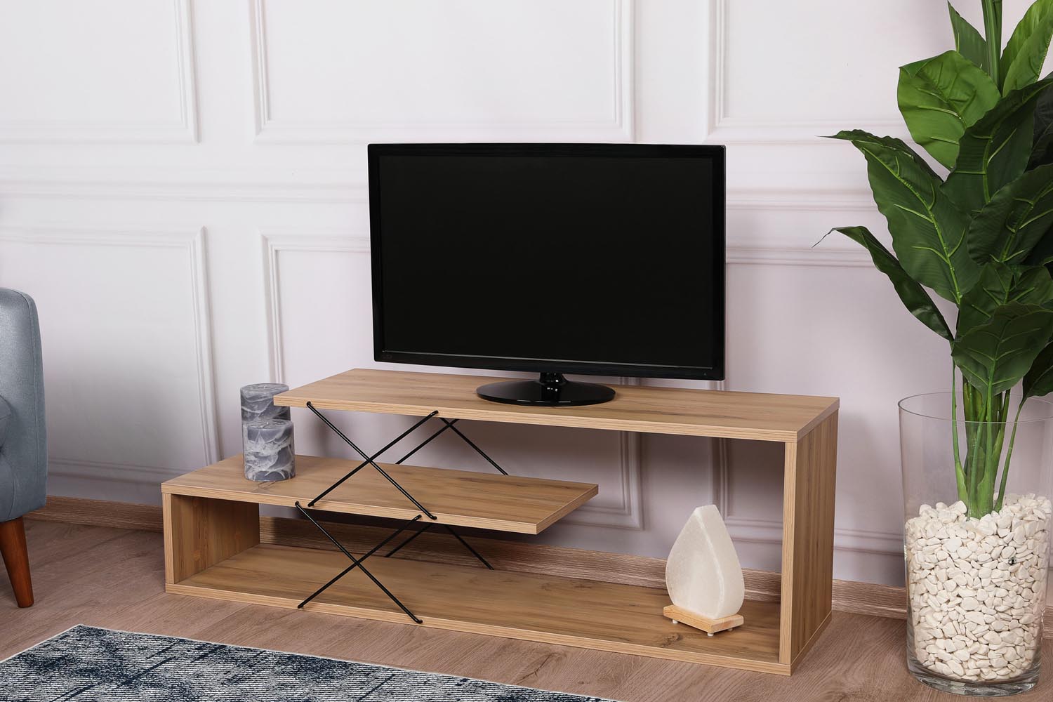 Zigzag - Oak in Eiche präsentiert im Onlineshop von KAQTU Design AG. Sideboard ist von Hanah Home