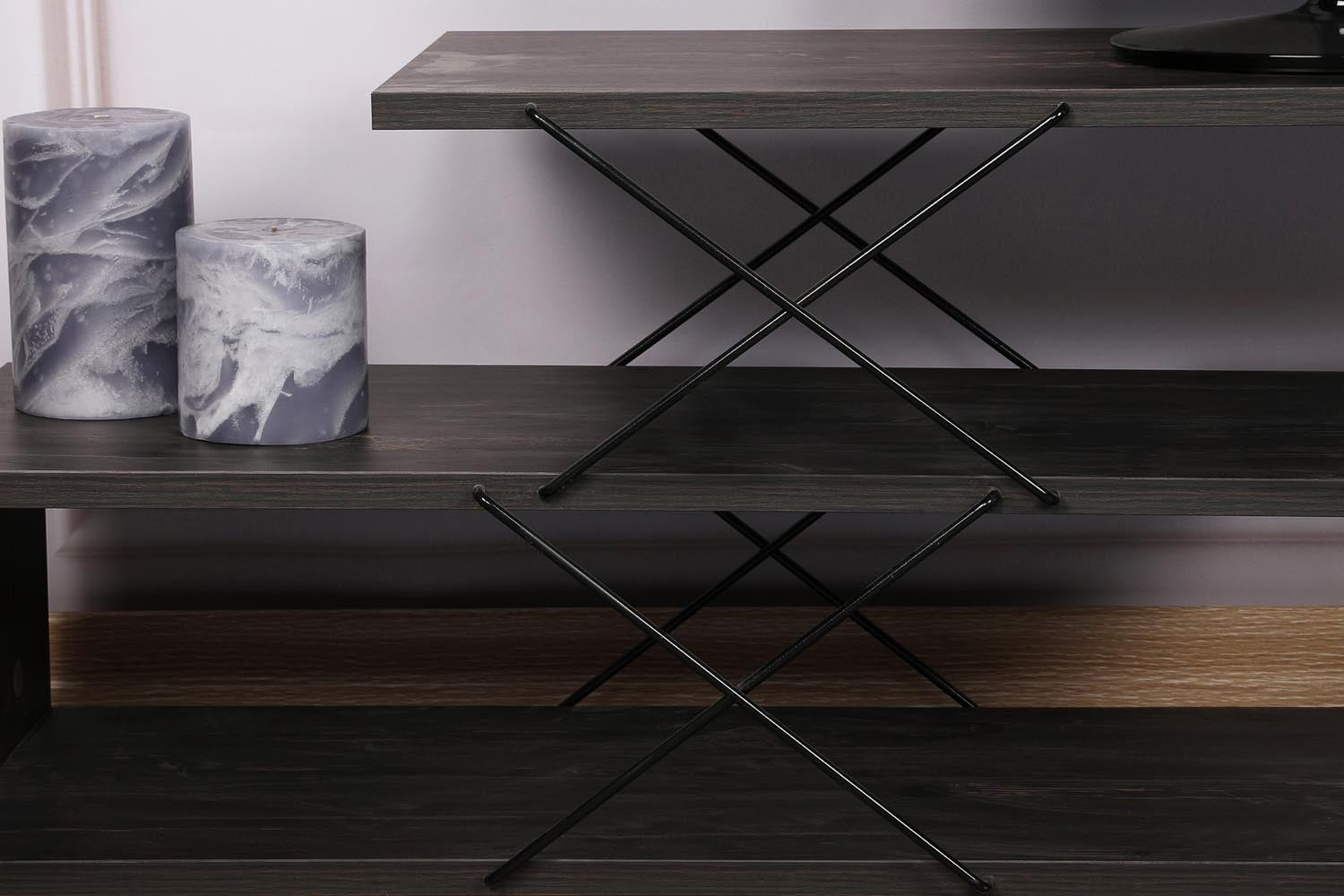 Zigzag - Dark Brown in Dunkelbraun präsentiert im Onlineshop von KAQTU Design AG. Sideboard ist von Hanah Home