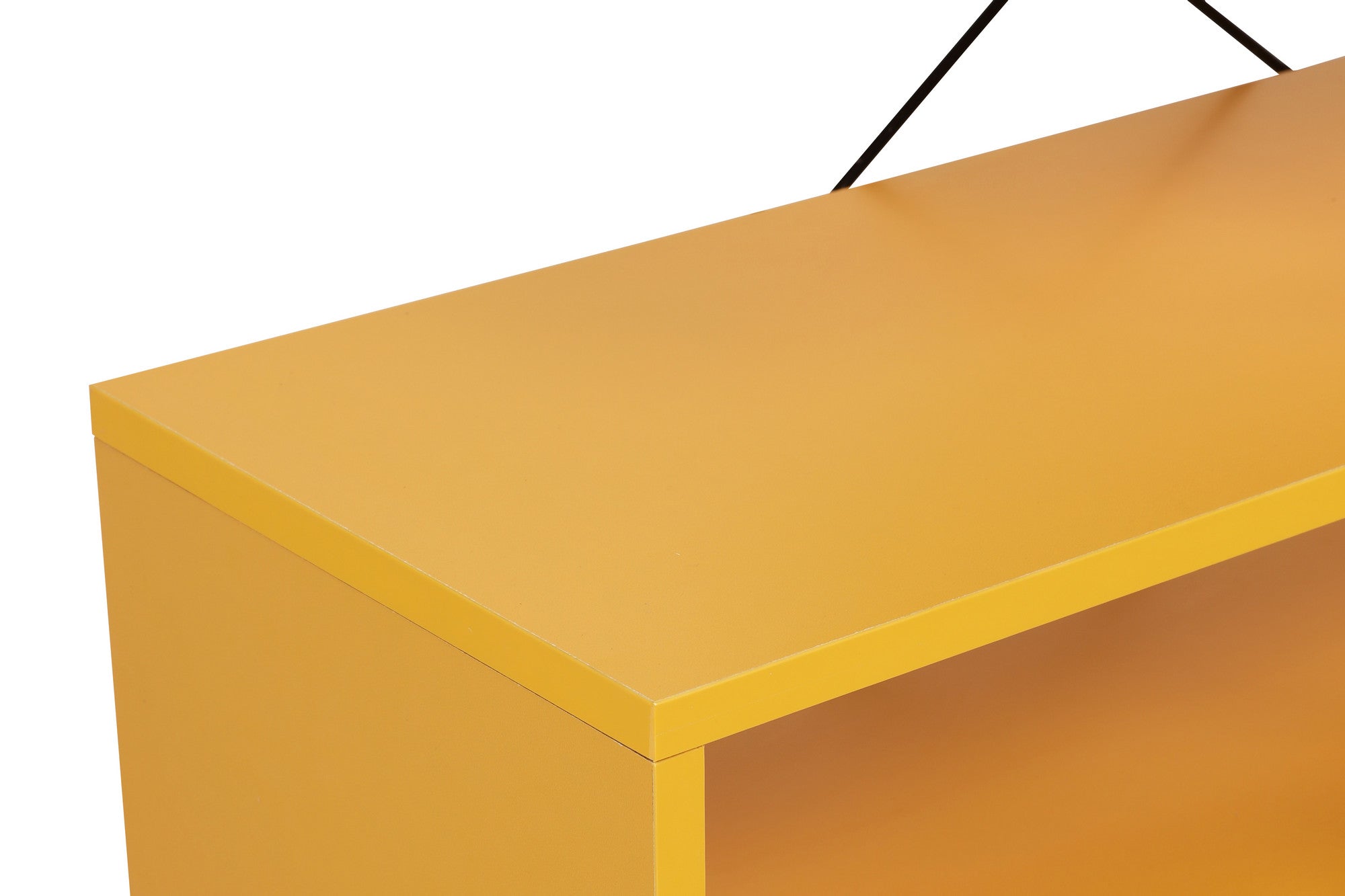 Zigzag - Yellow in Gelb präsentiert im Onlineshop von KAQTU Design AG. Sideboard ist von Hanah Home