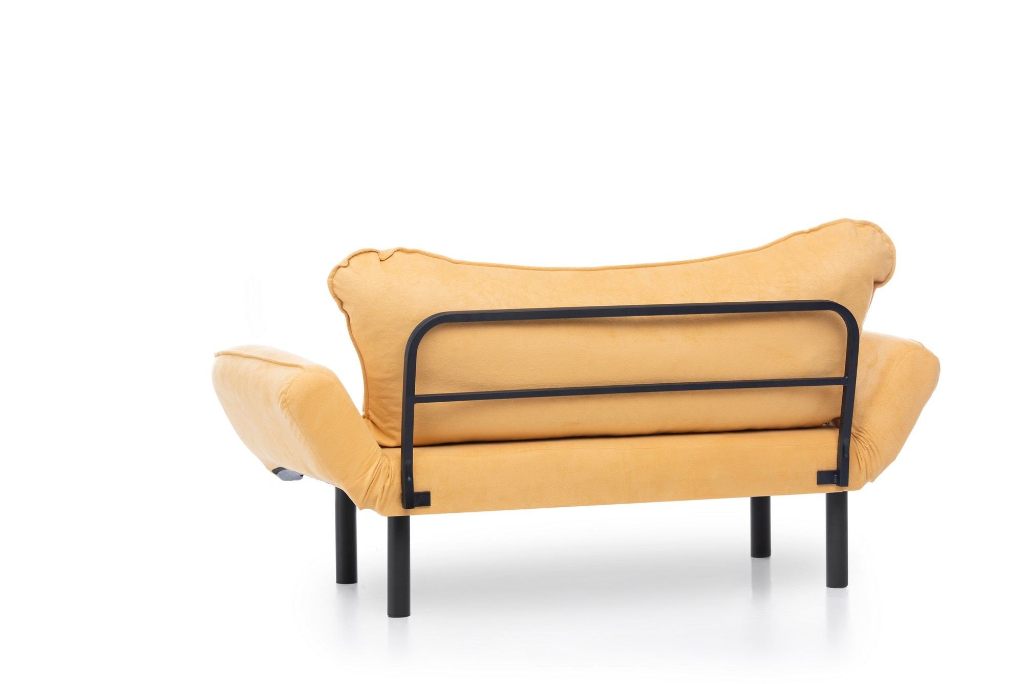 Chatto - Mustard in Senf präsentiert im Onlineshop von KAQTU Design AG. Bettsofa ist von Atelier Del Sofa