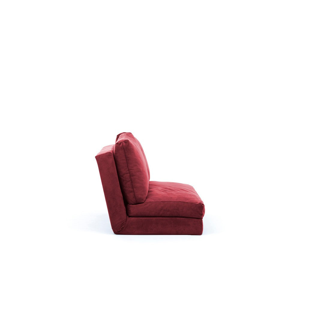 Taida - Maroon in Maroons präsentiert im Onlineshop von KAQTU Design AG. Bettsofa ist von Atelier Del Sofa