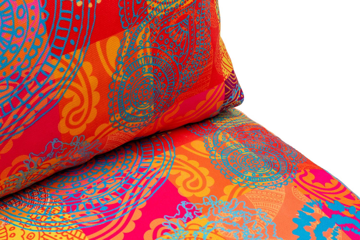 Taida Bettsofa - Mehrfarbig in Mehrfarbig präsentiert im Onlineshop von KAQTU Design AG. Bettsofa ist von Atelier Del Sofa