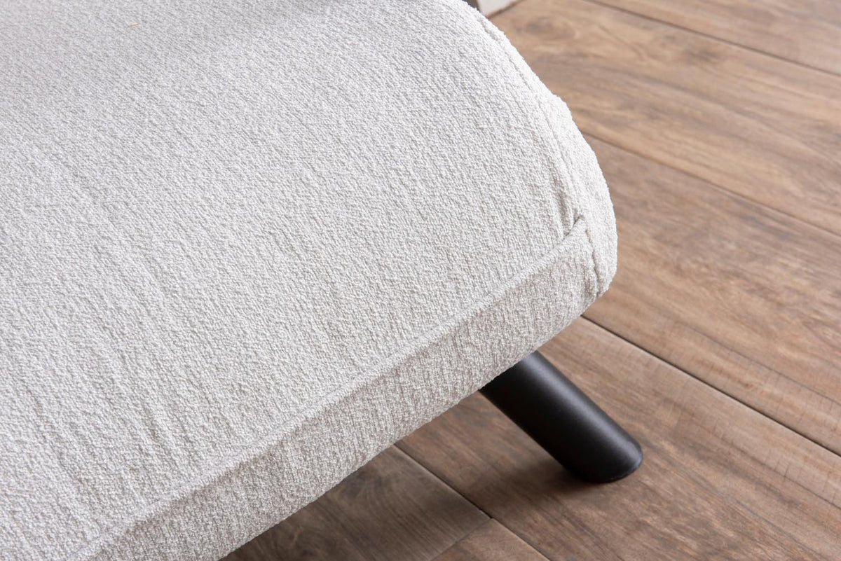 Sando Single Bettsofa - Weiss in Weiss präsentiert im Onlineshop von KAQTU Design AG. Bettsessel ist von Atelier Del Sofa