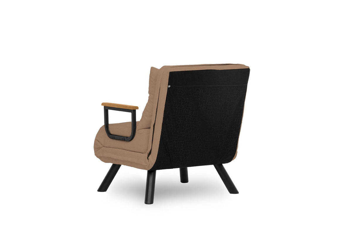 Sando Single Bettsofa - Hellbraun in Hellbraun präsentiert im Onlineshop von KAQTU Design AG. Bettsessel ist von Atelier Del Sofa
