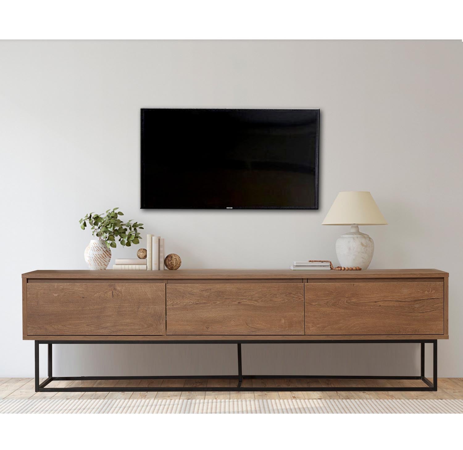 Milo 180 in Walnuss Schwarz präsentiert im Onlineshop von KAQTU Design AG. Sideboard ist von Hanah Home