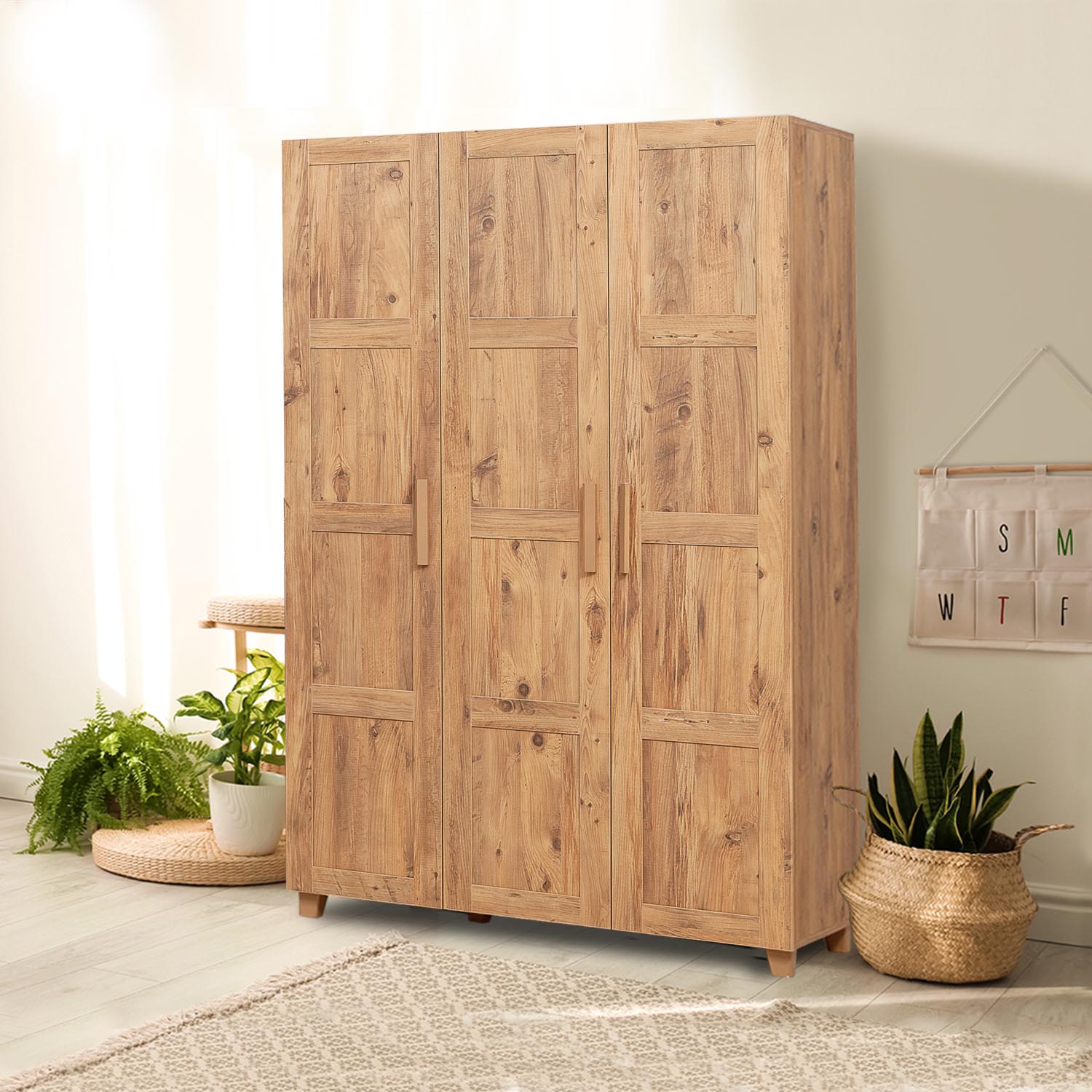 Hedera 1 - Atlantic in Atlantische Kiefer präsentiert im Onlineshop von KAQTU Design AG. Garderobe ist von Hanah Home