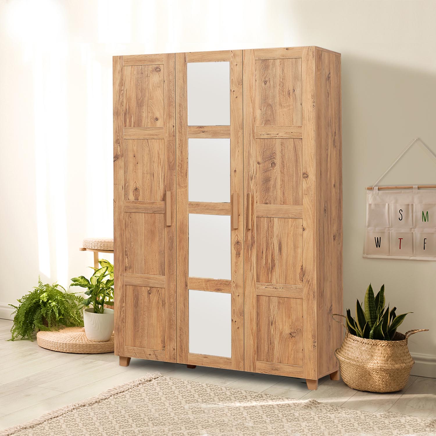 Hedera 2 - Atlantic in Atlantische Kiefer präsentiert im Onlineshop von KAQTU Design AG. Garderobe ist von Hanah Home