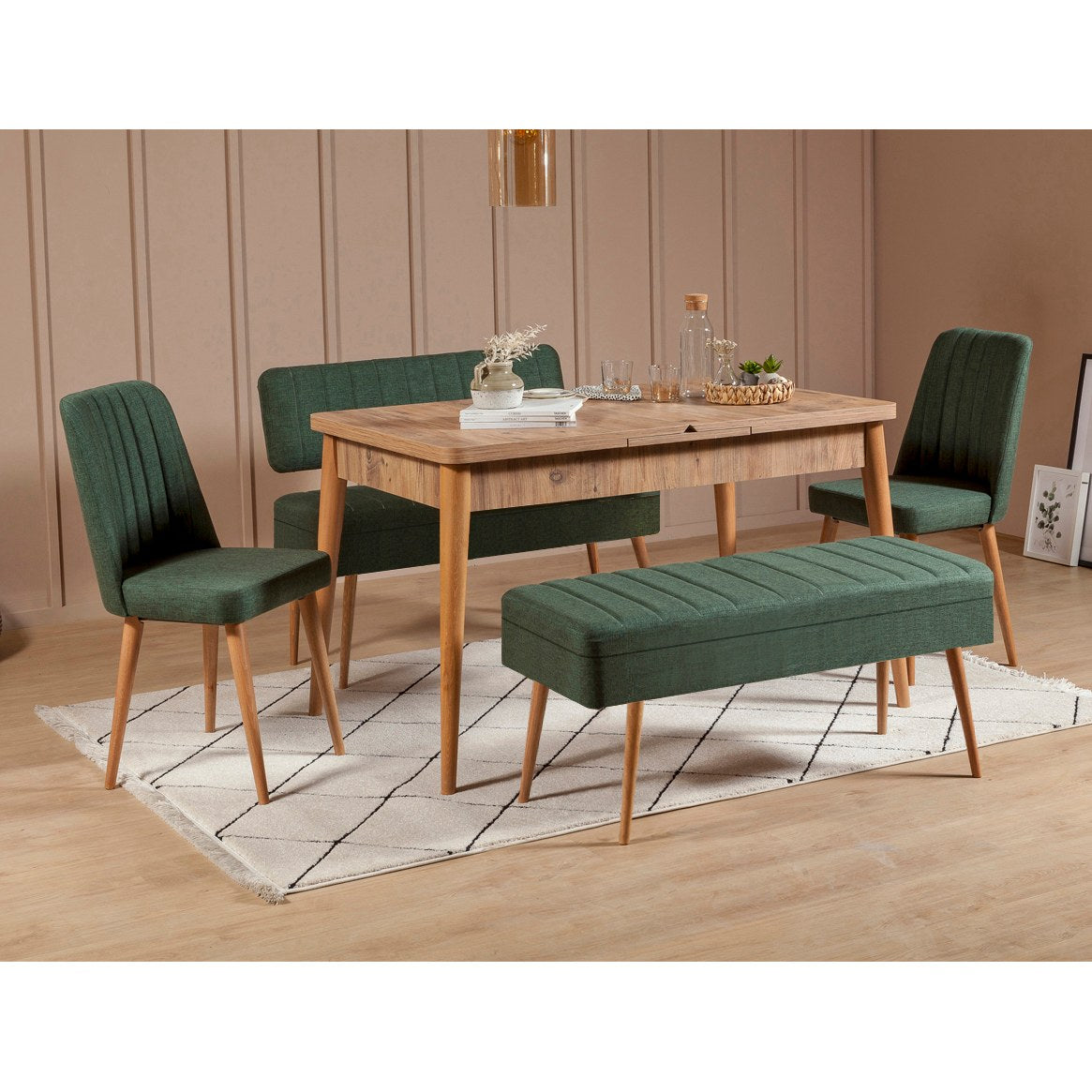 Vina 1070 - 4 - Atlantic, Green in Atlantische Kiefer Grün präsentiert im Onlineshop von KAQTU Design AG. Esstisch ist von Hanah Home