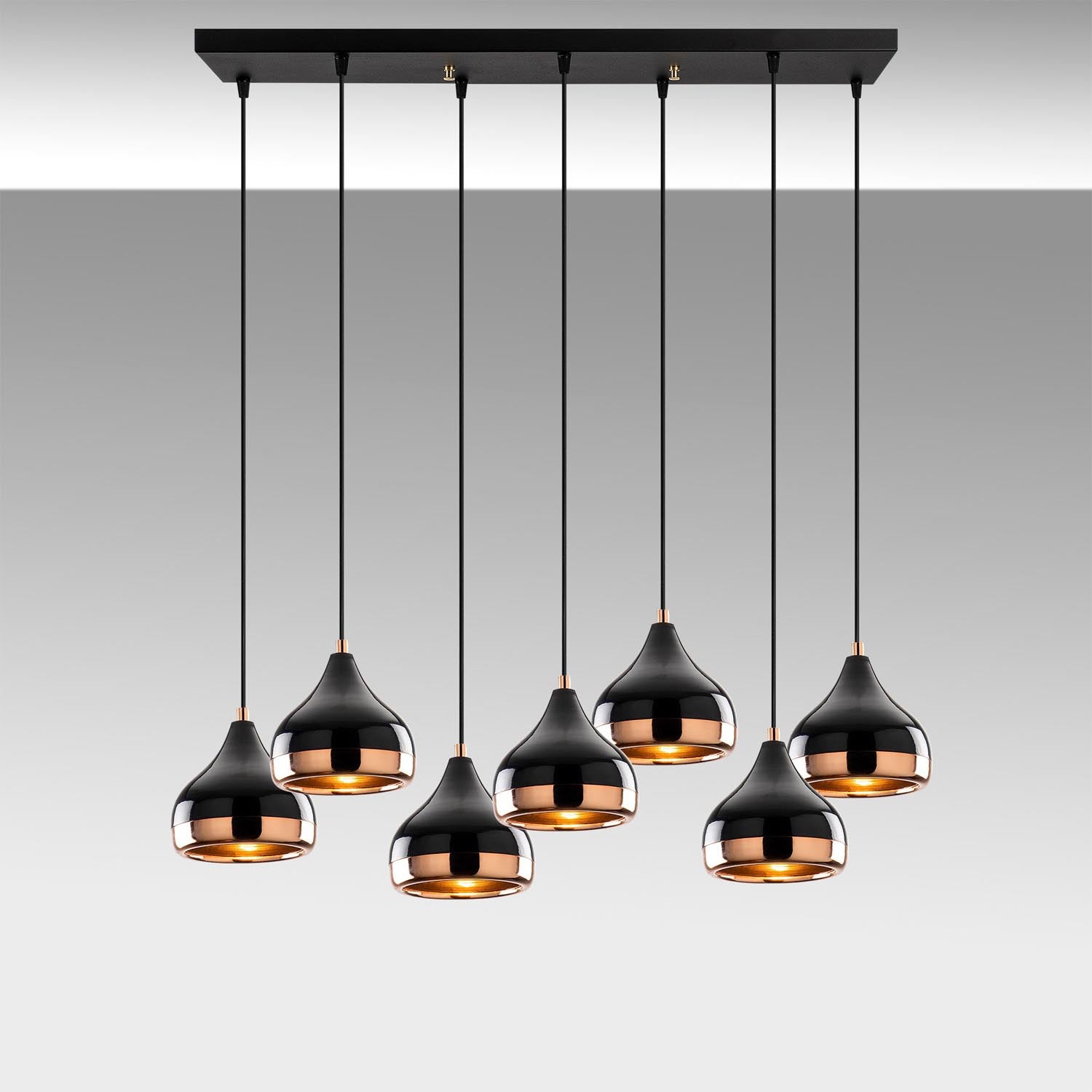 Yıldo - 6894 in Schwarz präsentiert im Onlineshop von KAQTU Design AG. Pendelleuchte ist von Opviq
