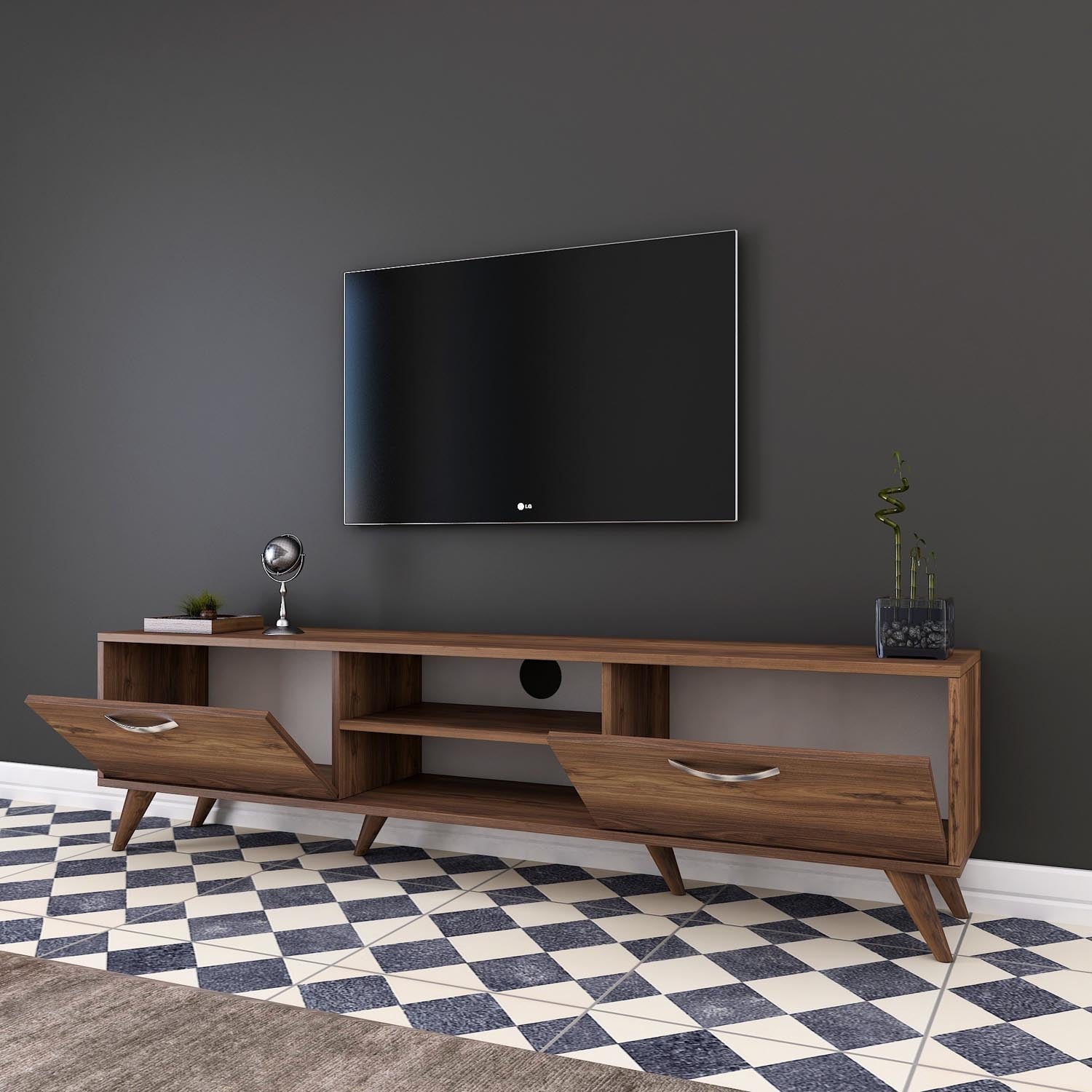 A9 - 221 in Walnuss präsentiert im Onlineshop von KAQTU Design AG. Sideboard ist von Hanah Home