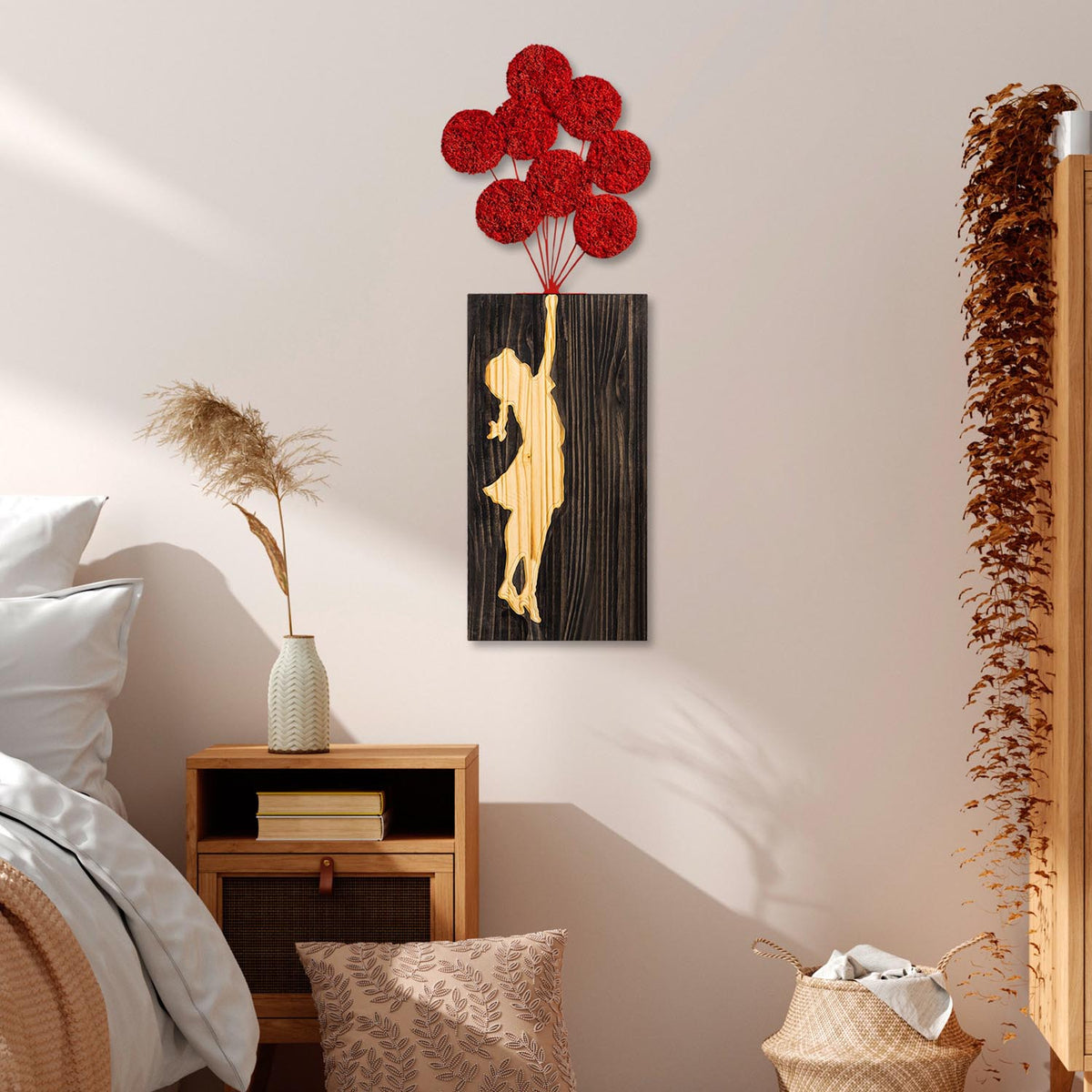 Banksy Wanddeko - Walnuss
 Braun
 Rot in Walnuss / Braun / Rot präsentiert im Onlineshop von KAQTU Design AG. Wanddeko ist von Wallity
