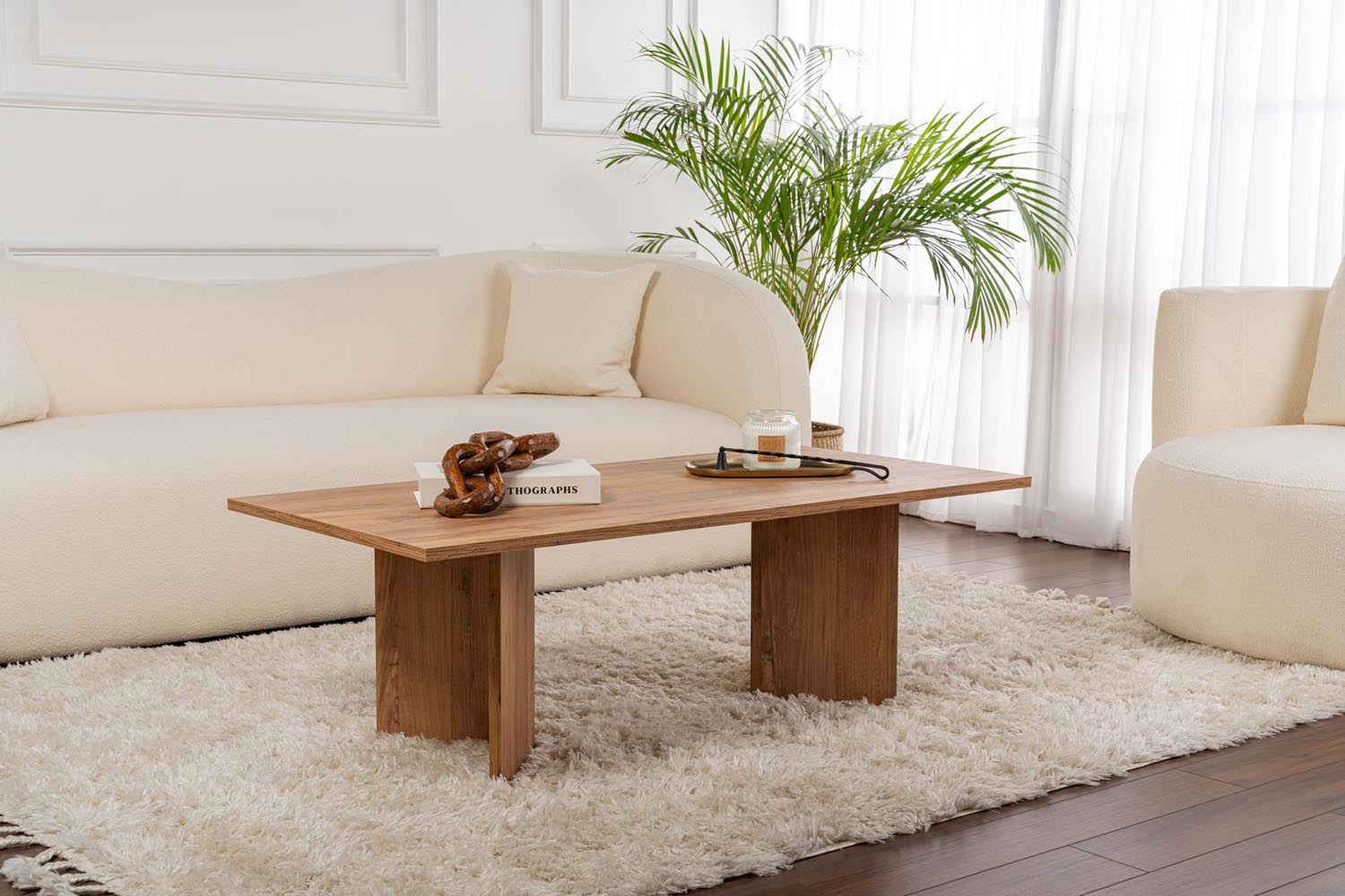 Sabin - Atlantic Pine in Atlantische Kiefer präsentiert im Onlineshop von KAQTU Design AG. Beistelltisch ist von Nordure
