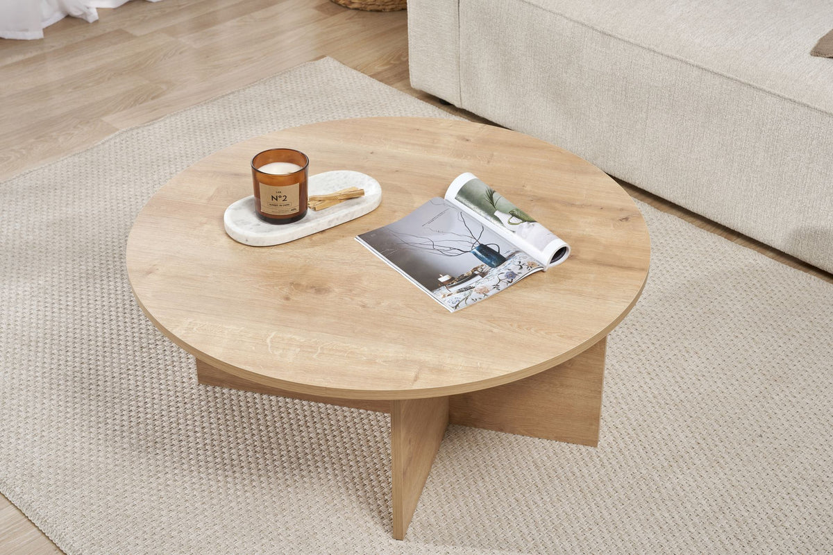 Quadratischer Couchtisch in Saphir-Eiche mit schlanker Tischplatte aus melaminbeschichteter Spanplatte, Masse 90x90x40 cm, Hersteller Nordure.