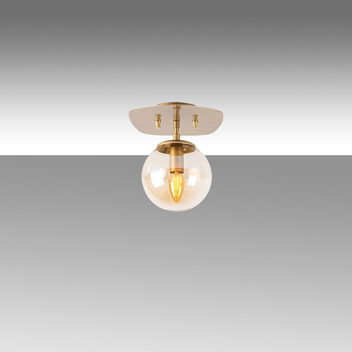 Well Deckenlampe - Vintage in Vintage präsentiert im Onlineshop von KAQTU Design AG. Deckenleuchte ist von Opviq