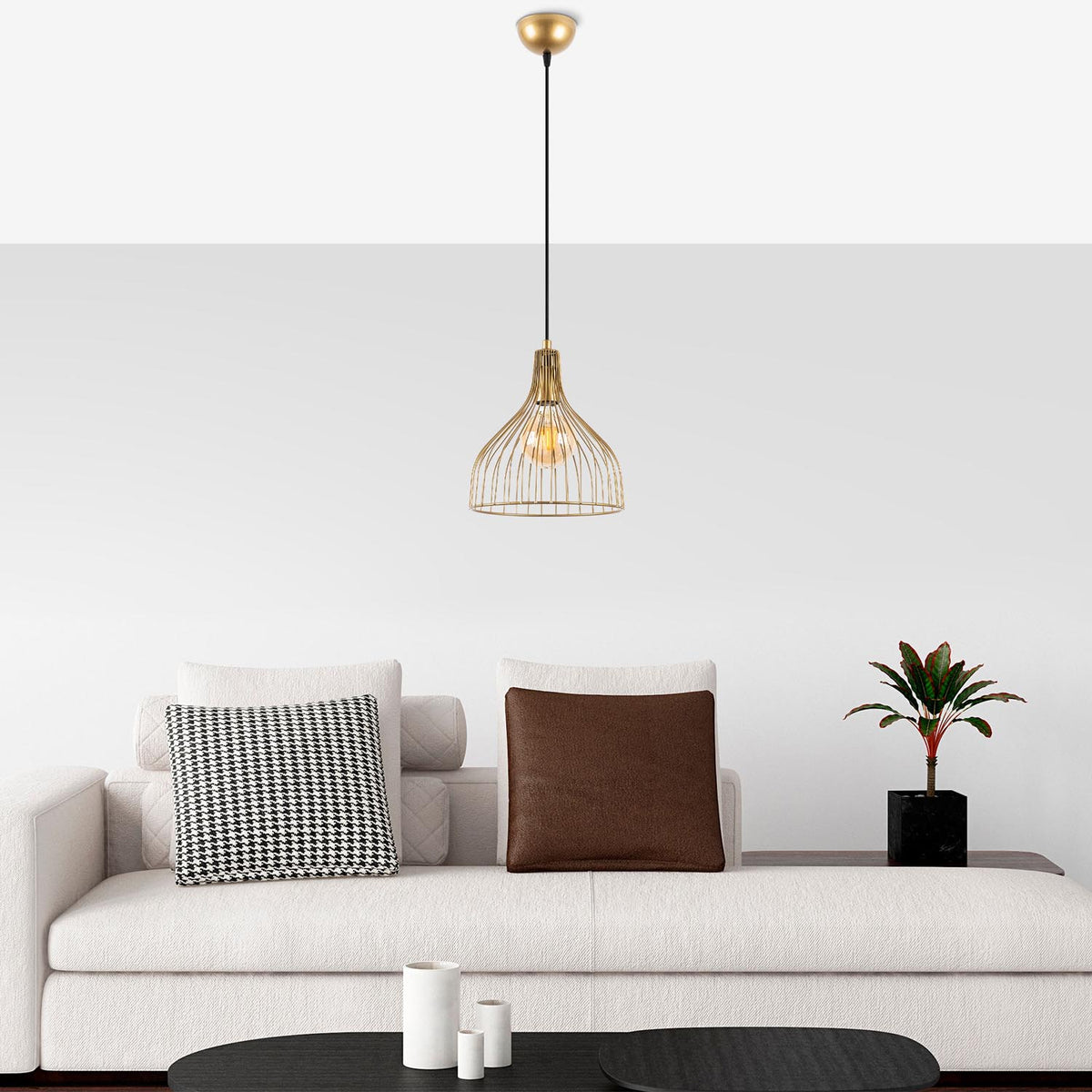 Cafu Pendellampe - Glänzendes Gold in Glänzendes Gold präsentiert im Onlineshop von KAQTU Design AG. Pendelleuchte ist von Opviq