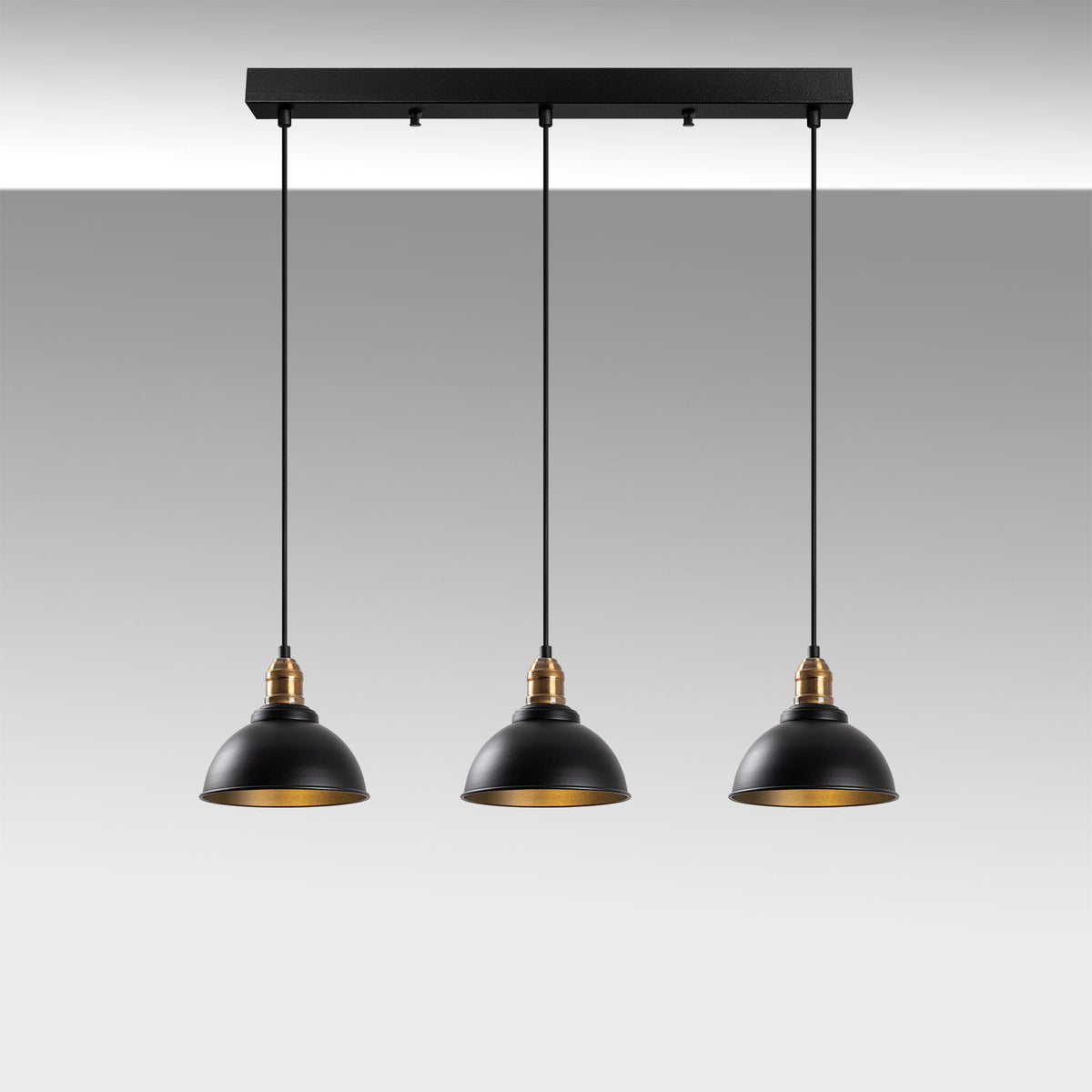 Varzan Pendellampe - Schwarz Antiquität in Schwarz Antiquität präsentiert im Onlineshop von KAQTU Design AG. Pendelleuchte ist von Opviq