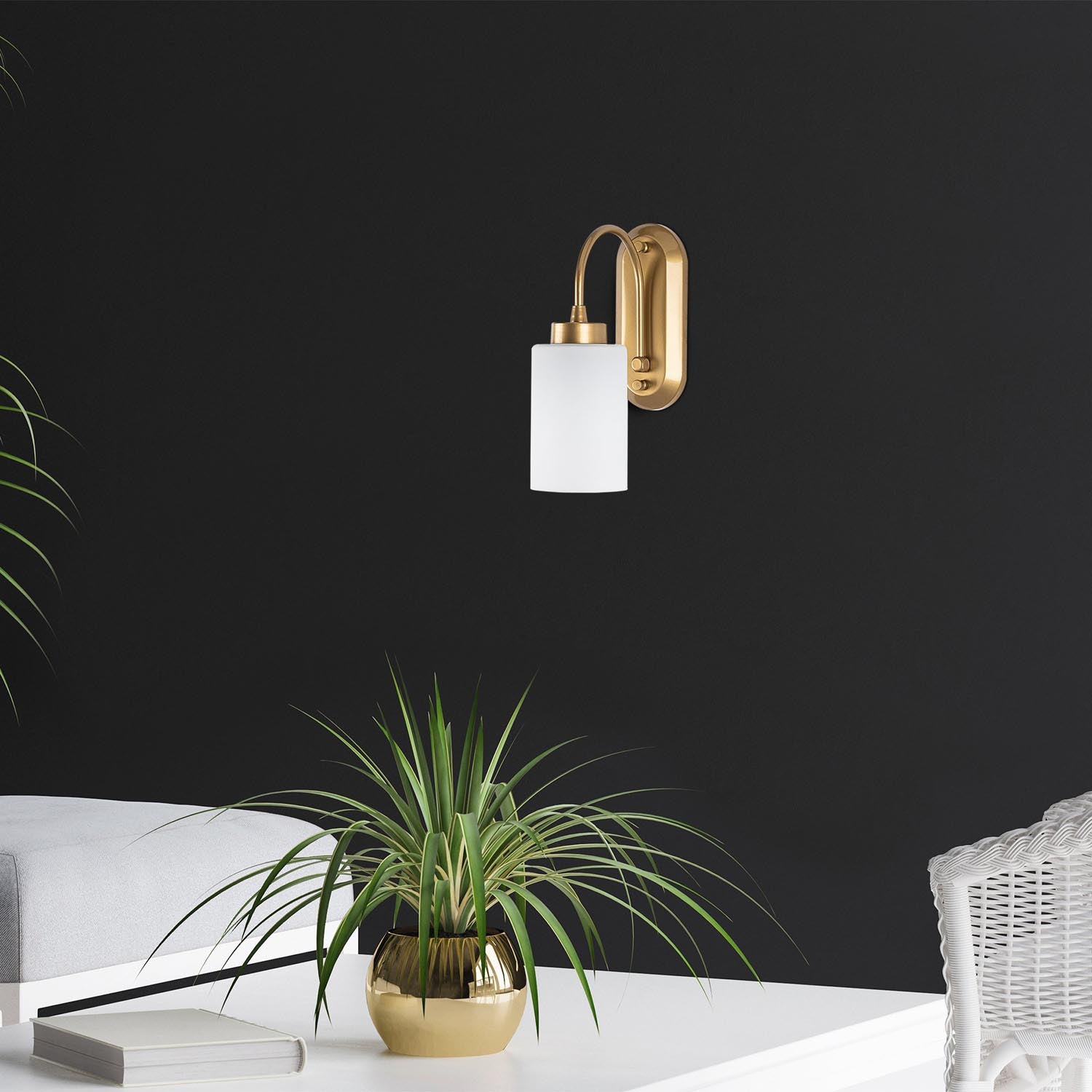 Hemikilo - 13160 in Gold präsentiert im Onlineshop von KAQTU Design AG. Wandleuchte ist von Opviq