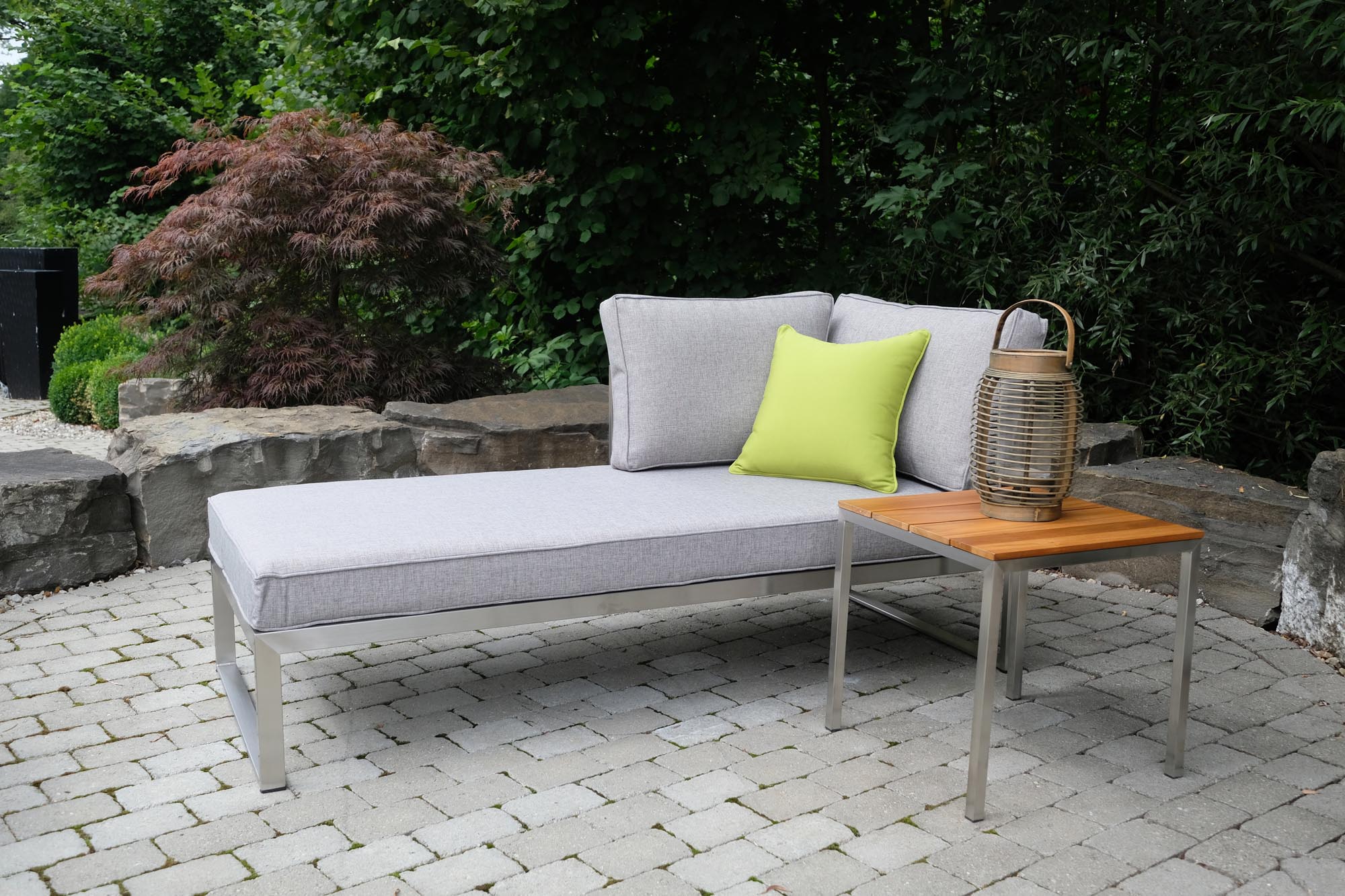 Gemütliches Loungeelement Futura von Be Garden, ideal für entspannte Stunden im Freien, stilvolles Design und hochwertige Materialien.