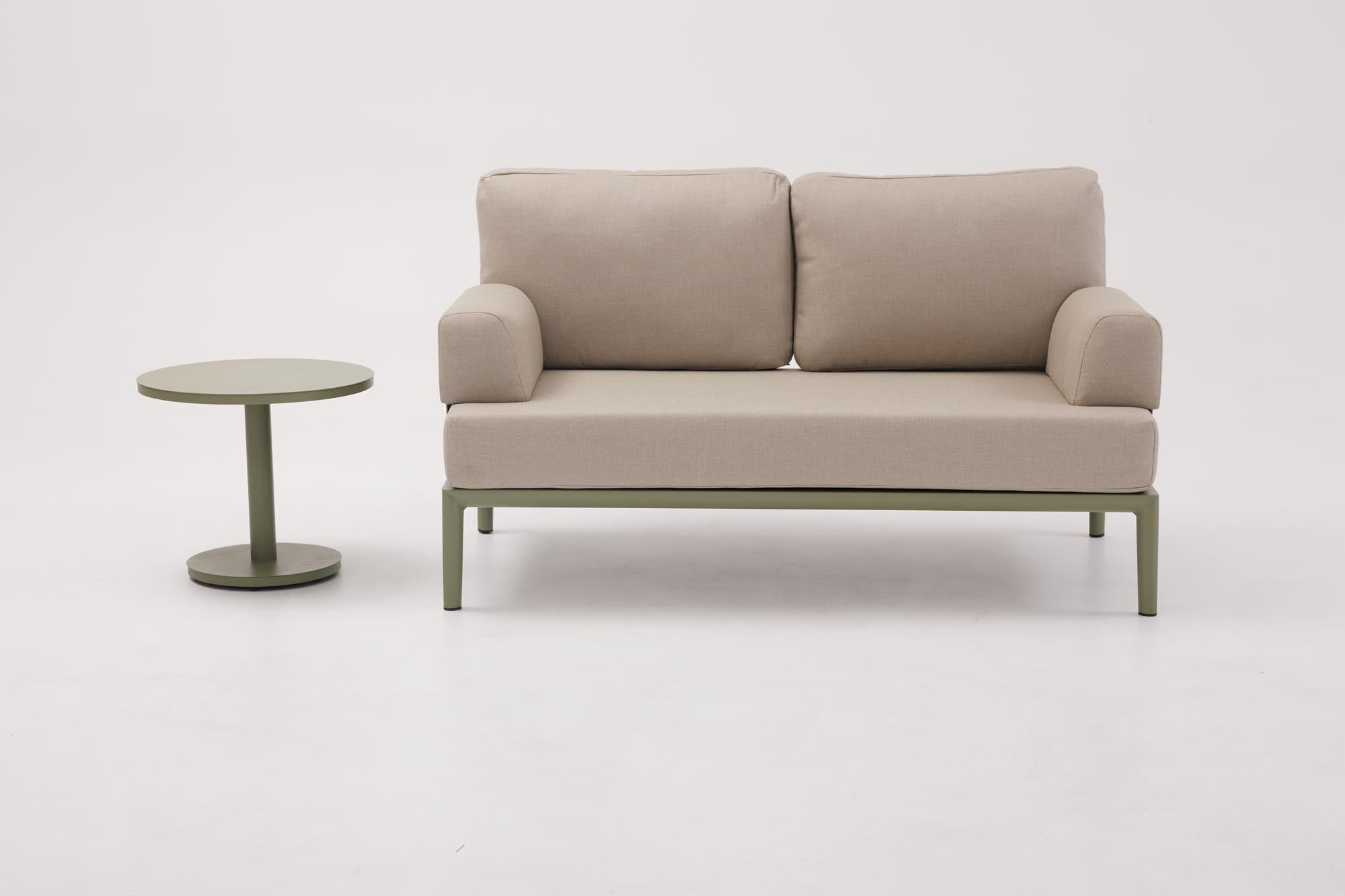 Modernes 2-Sitzer Gartensofa ohne Armlehnen in ansprechendem Oliv-Grün, perfekt für gemütliche Momente im Garten oder auf der Terrasse.