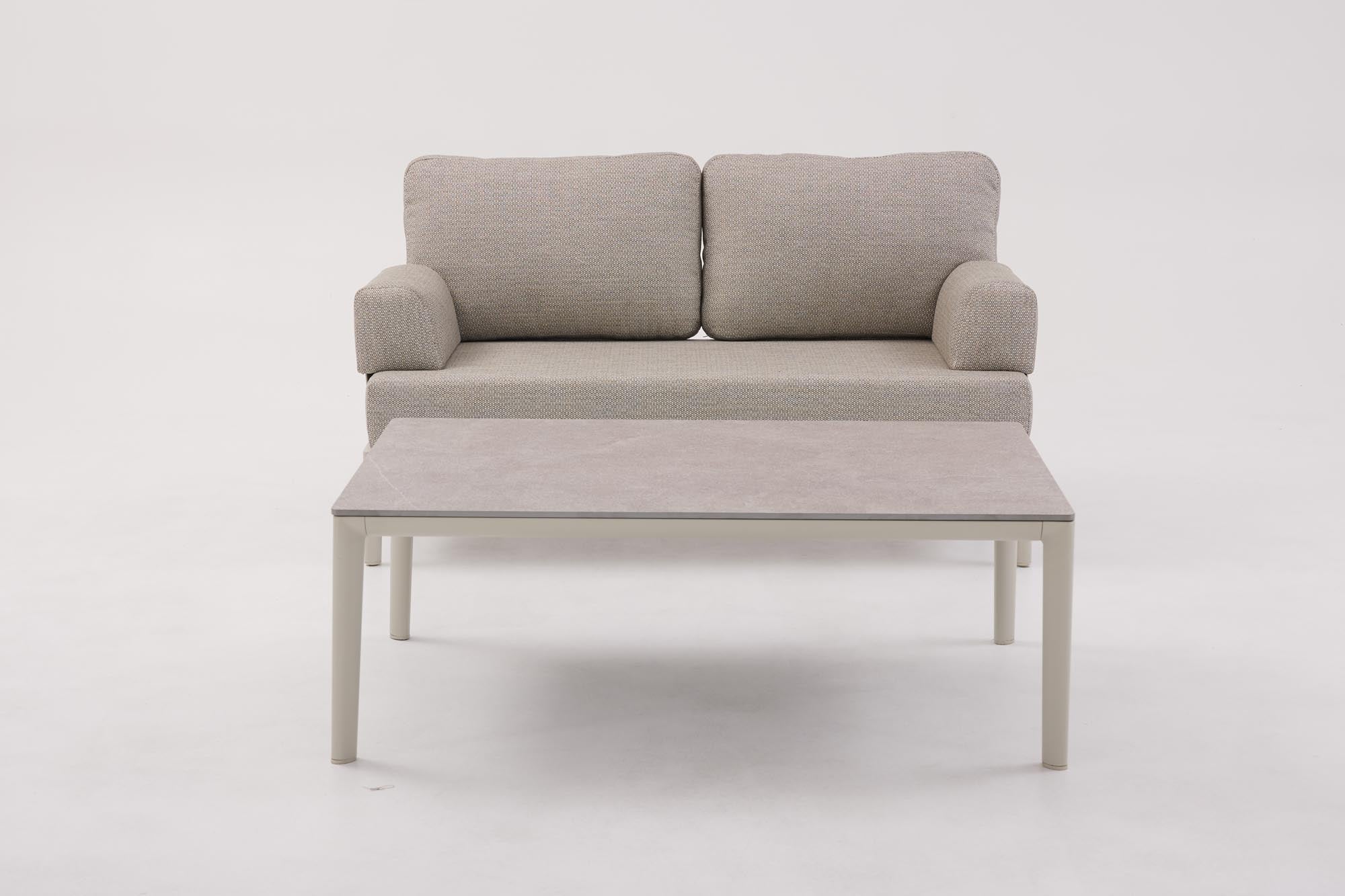 Armlehnen zu Sofa Fiore in Beige präsentiert im Onlineshop von KAQTU Design AG. Lounge Sofa ist von Be Garden