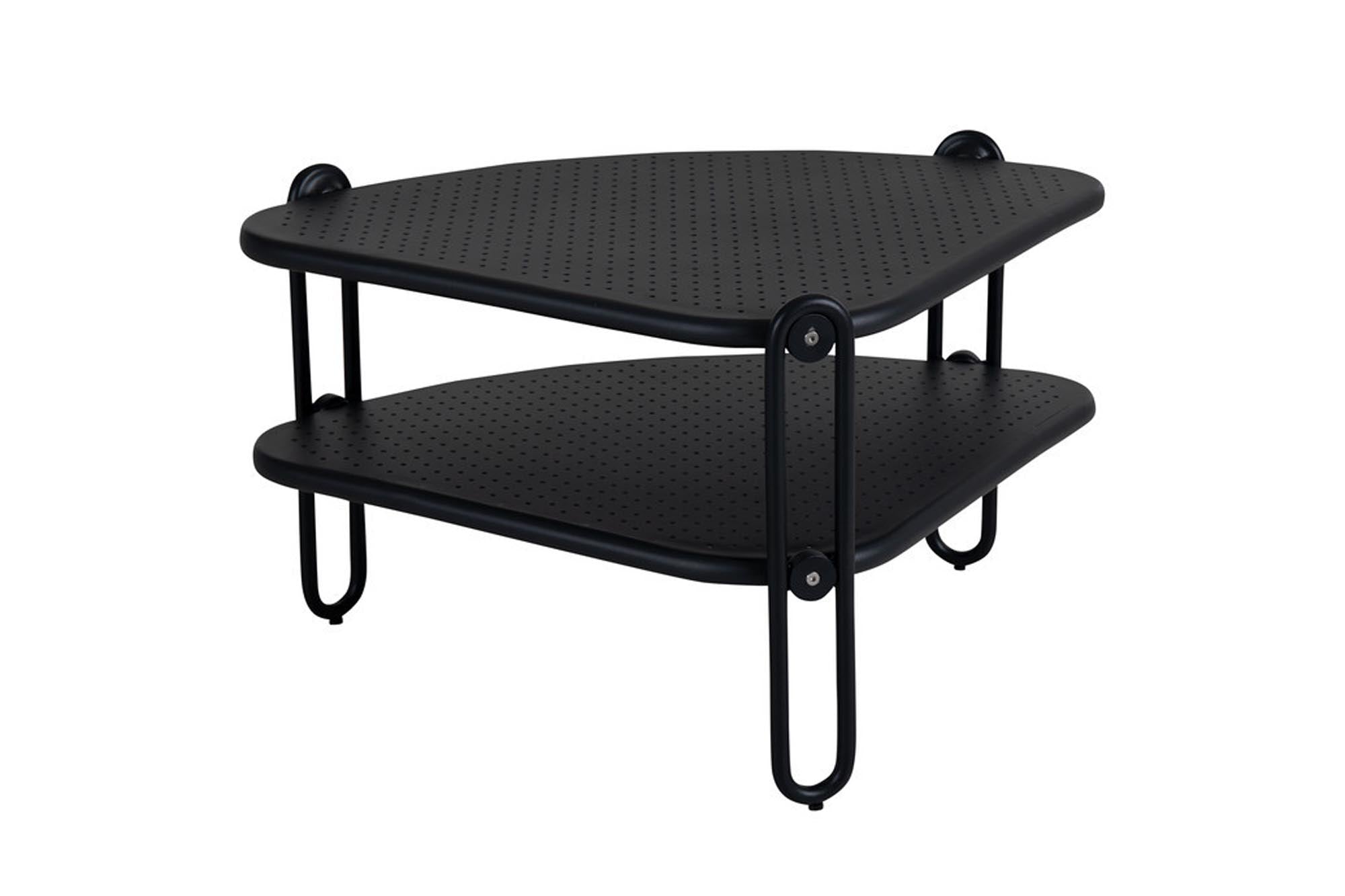 Blixt Couchtisch in  präsentiert im Onlineshop von KAQTU Design AG. Loungetisch ist von Be Garden