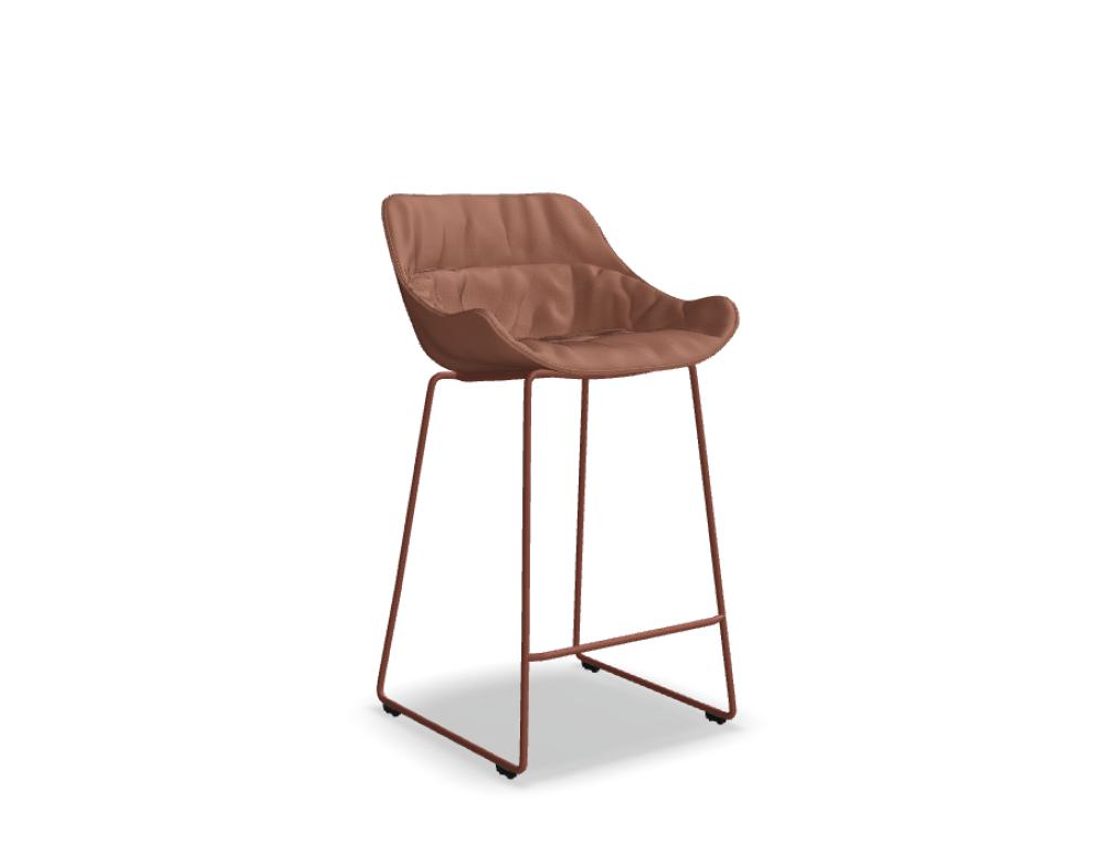 Baltic Soft Duo BL5P23H - Barhocker in Ziegelrot präsentiert im Onlineshop von KAQTU Design AG. Barhocker ist von Mdd