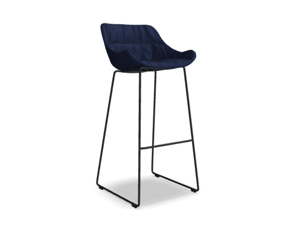 Baltic Soft Duo BL5P24H - Barhocker in Ziegelrot präsentiert im Onlineshop von KAQTU Design AG. Barhocker ist von Mdd