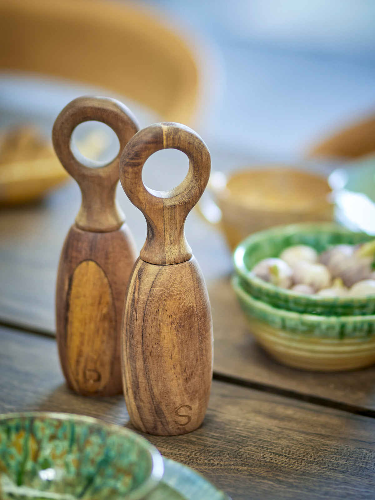 Martim Salz- und Pfeffermühle, Natur, Akazie in Nature präsentiert im Onlineshop von KAQTU Design AG. Salz & Pfeffer ist von Bloomingville