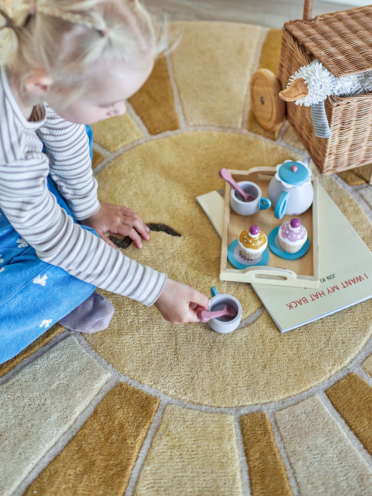 Gentrim Spielset, Lebensmittel, Grau, Sperrholz in Grey präsentiert im Onlineshop von KAQTU Design AG. Spiele Kids ist von Bloomingville Mini