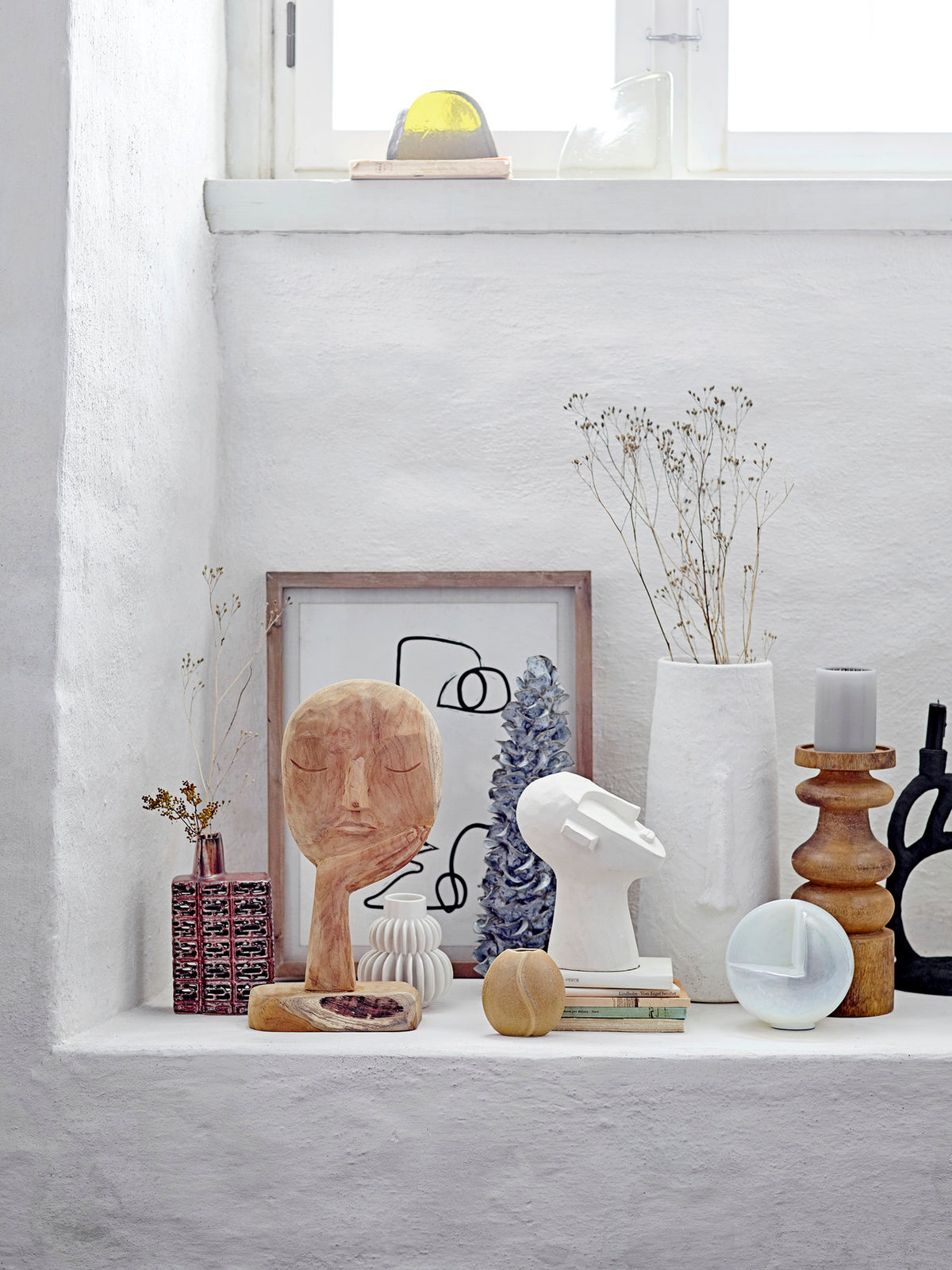 Halfdan Vase, Weiá, Steingut in White präsentiert im Onlineshop von KAQTU Design AG. Vase ist von Bloomingville