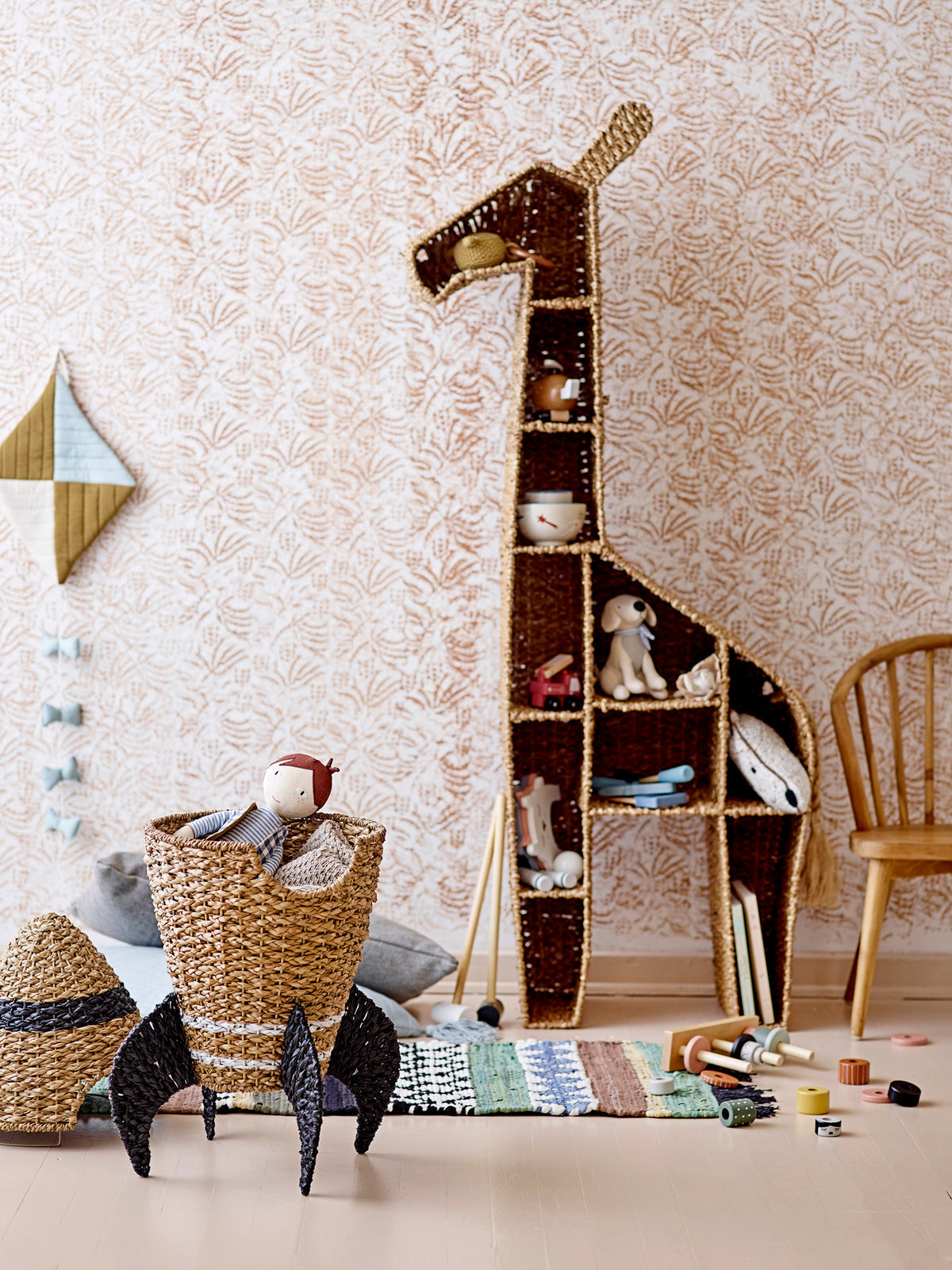 Kalu Bücherregal, Natur, Bankuan-Gras in Nature präsentiert im Onlineshop von KAQTU Design AG. Standregal ist von Bloomingville Mini
