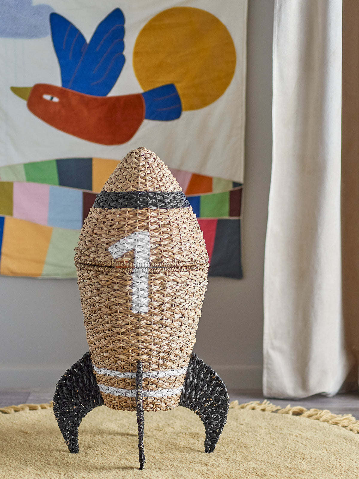 Cosmina Korb mit Deckel, Natur, Seegras in Nature präsentiert im Onlineshop von KAQTU Design AG. Aufbewährungskörbe ist von Bloomingville Mini